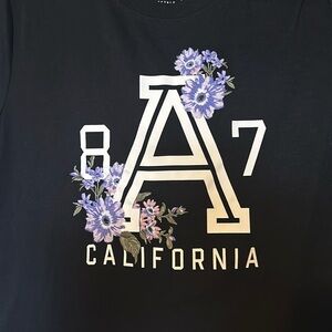 Embroidered flower Aero shirt